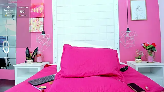 TransDoll09 online show from October 8, 6:05 pm