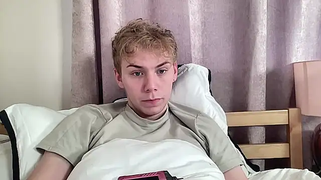 scottishtwink01 online show from September 20, 1:34 pm