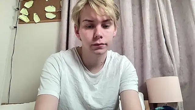 scottishtwink01 online show from September 22, 3:58 pm