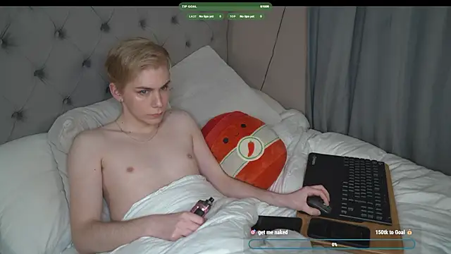 scottishtwink01 online show from March 9, 9:30 pm