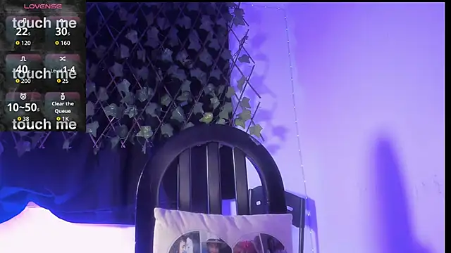 Snapshot of SussanMillerr_ chatting on September 17, 5:09 am SussanMillerr online show from September 17, 5:09 am