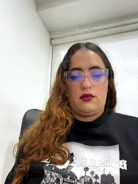 Snapshot of SussanMillerr_ chatting on September 27, 9:31 pm SussanMillerr online show from September 27, 9:31 pm