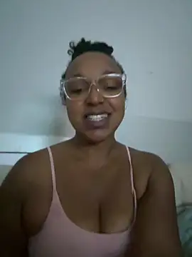 Snapshot of MillionMillz chatting on September 8, 11:15 pm MillionMillz online show from September 8, 11:15 pm