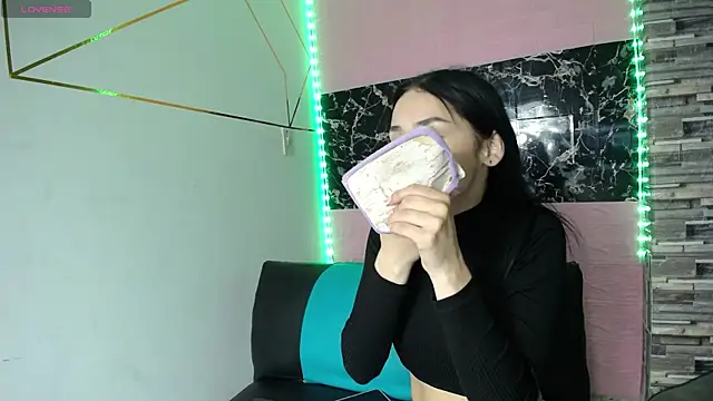 emmydurant online show from October 10, 7:46 pm