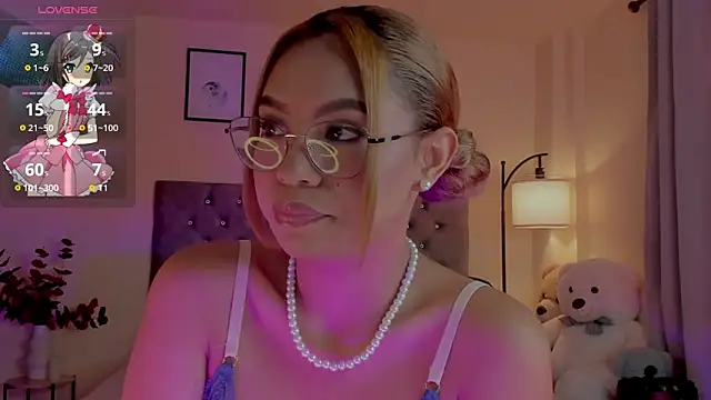 Snapshot of OxanaFedorova1- chatting on February 1, 6:17 pm OxanaFedorova1- online show from February 1, 6:17 pm