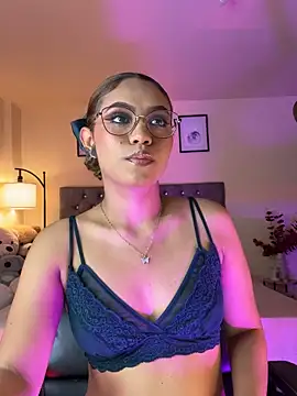 Snapshot of OxanaFedorova1- chatting on February 27, 8:42 pm OxanaFedorova1- online show from February 27, 8:42 pm