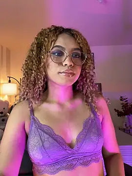 Snapshot of OxanaFedorova1- chatting on March 1, 6:54 pm OxanaFedorova1- online show from March 1, 6:54 pm