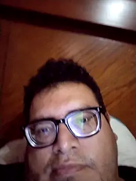 Snapshot of Santiagoqro85 chatting on October 8, 12:47 pm Santiagoqro85 online show from October 8, 12:47 pm