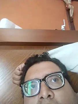 Snapshot of Santiagoqro85 chatting on October 30, 5:46 pm Santiagoqro85 online show from October 30, 5:46 pm