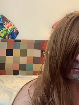 Snapshot of tuplaceroll chatting on September 9, 6:13 am tuplaceroll online show from September 9, 6:13 am