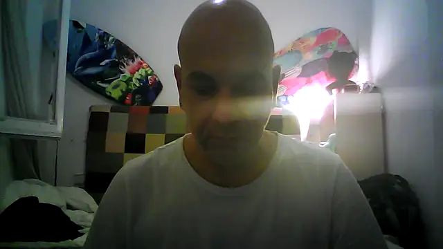 Snapshot of tuplaceroll chatting on September 27, 1:32 am tuplaceroll online show from September 27, 1:32 am