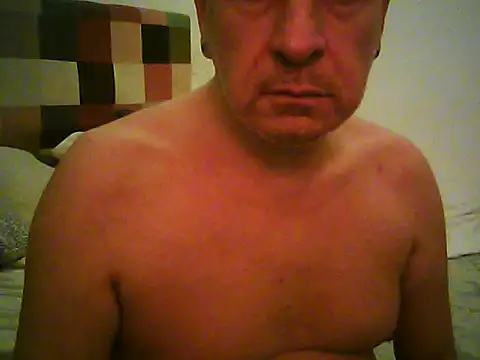 Snapshot of tuplaceroll chatting on October 26, 2:39 am tuplaceroll online show from October 26, 2:39 am