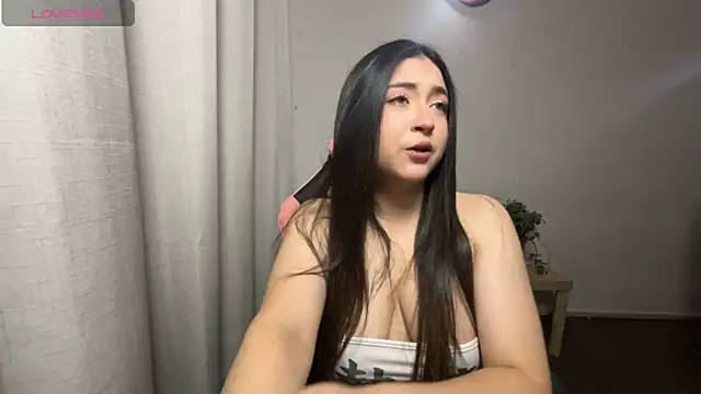 valentinauwu online show from February 27, 2:00 am