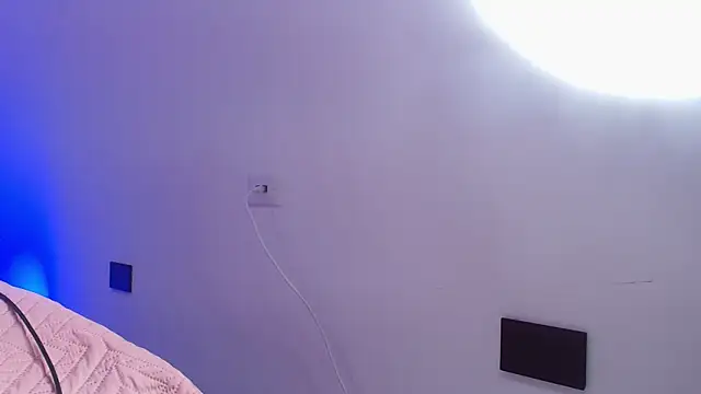 abbyrouss  online show from November 26, 3:07 am