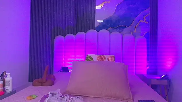 abbyrouss  online show from December 23, 3:04 am