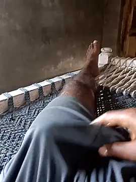 pus ylover online show from October 25, 5:26 am