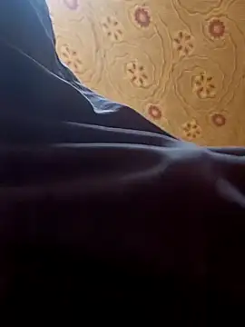 pus ylover online show from March 6, 8:44 am