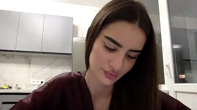 Snapshot of Kavyyr chatting on December 4, 4:05 pm Kavyyr online show from December 4, 4:05 pm