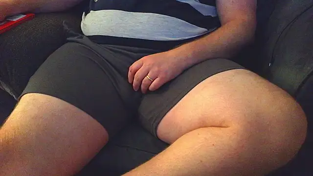 thighguy30 online show from November 27, 11:40 pm