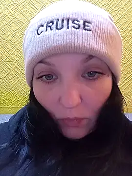 Snapshot of Breezy_88 chatting on October 27, 10:30 am Breezy 88 online show from October 27, 10:30 am