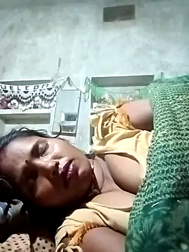 Snapshot of Cm_pooja chatting on October 14, 9:04 pm Cm pooja online show from October 14, 9:04 pm