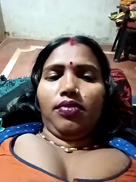 Snapshot of Cm_pooja chatting on December 1, 6:46 pm Cm pooja online show from December 1, 6:46 pm