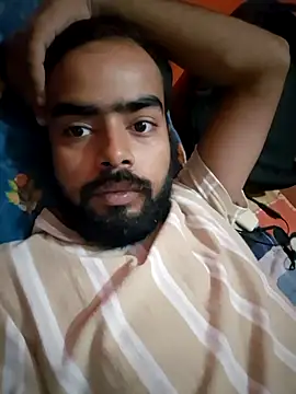 soniriyaa010101 online show from October 29, 9:33 am