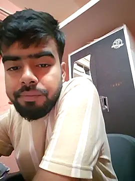 soniriyaa010101 online show from November 28, 8:17 am