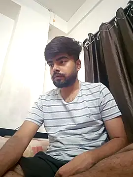 soniriyaa010101 online show from July 17, 6:46 pm