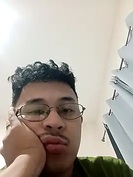 itsyour Asianboy15 online show from April 15, 12:23 pm