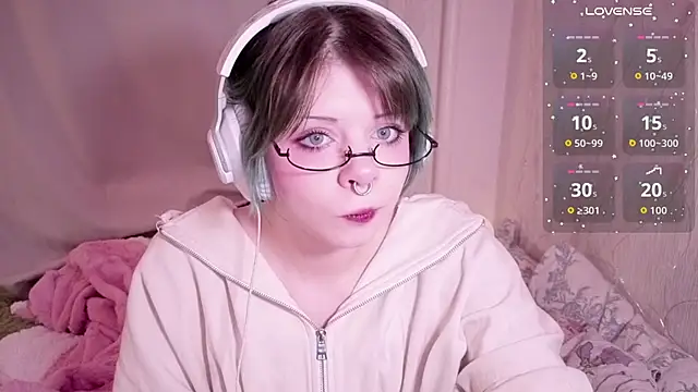 Alice Zev online show from February 6, 11:08 pm