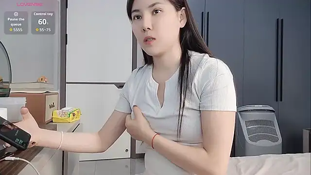 Snapshot of luckckcj chatting on February 17, 6:10 am luckckcj online show from February 17, 6:10 am