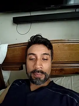 Snapshot of Mac50rus chatting on September 14, 4:39 pm Mac50rus online show from September 14, 4:39 pm