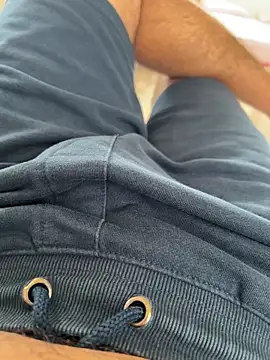 sunnu 97  online show from March 1, 8:05 am