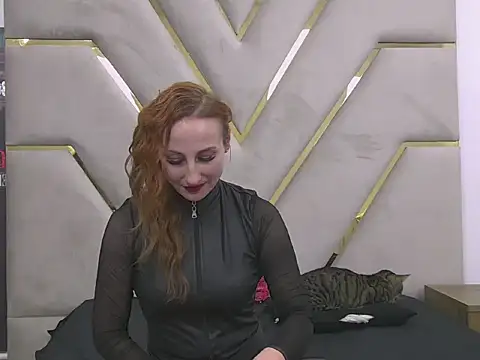 ClaraJason online show from October 4, 9:35 pm