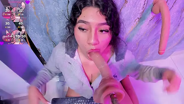 mia cataleiya online show from November 15, 4:14 pm