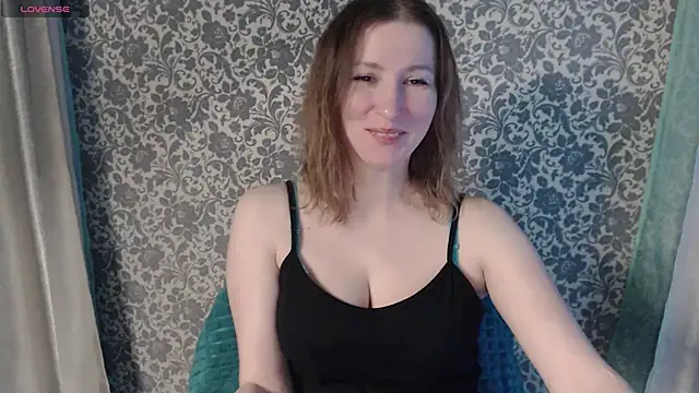 LesanaMagic online show from December 15, 7:31 pm