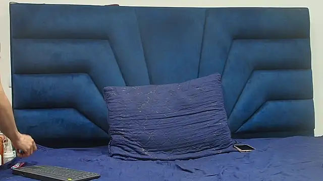 Angell cooper online show from February 25, 1:43 pm