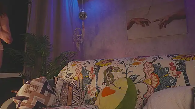 Snapshot of Charming_winky chatting on October 21, 3:35 pm Charming winky online show from October 21, 3:35 pm