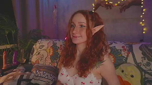 Snapshot of Charming_winky chatting on November 1, 4:20 pm Charming winky online show from November 1, 4:20 pm