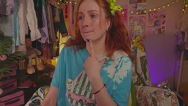 Snapshot of Charming_winky chatting on November 14, 3:00 pm Charming winky online show from November 14, 3:00 pm