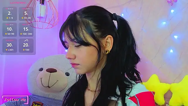 april bennett online show from March 12, 1:06 pm