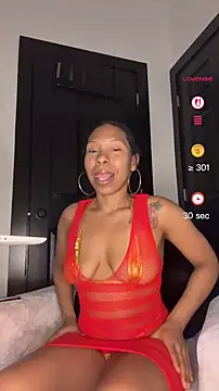 Snapshot of __suki chatting on October 16, 7:15 pm suki online show from October 16, 7:15 pm