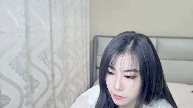 Snapshot of XIAOYU7-2025 chatting on October 14, 1:01 pm XIAOYU7-2025 online show from October 14, 1:01 pm