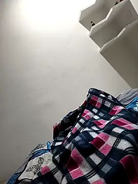 Chanderi19 online show from October 9, 3:32 pm