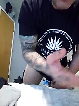 maxelbueno online show from September 12, 9:37 pm