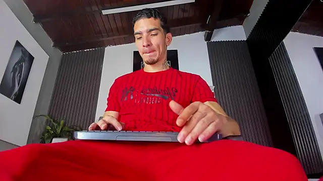 John Apolo1 online show from September 26, 12:09 pm