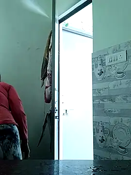 Hot-Pooja25 online show from March 18, 5:10 am