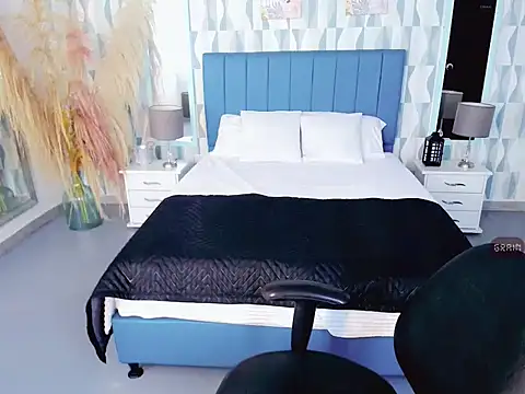 Axel savage online show from November 4, 12:04 pm