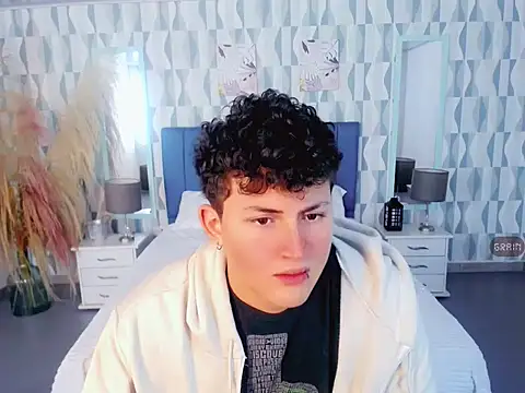 Axel savage online show from November 5, 12:05 pm